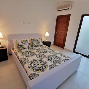 Estudio Deluxe con Cama Queen